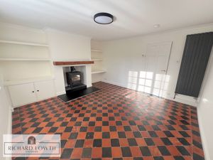 Lounge- click for photo gallery